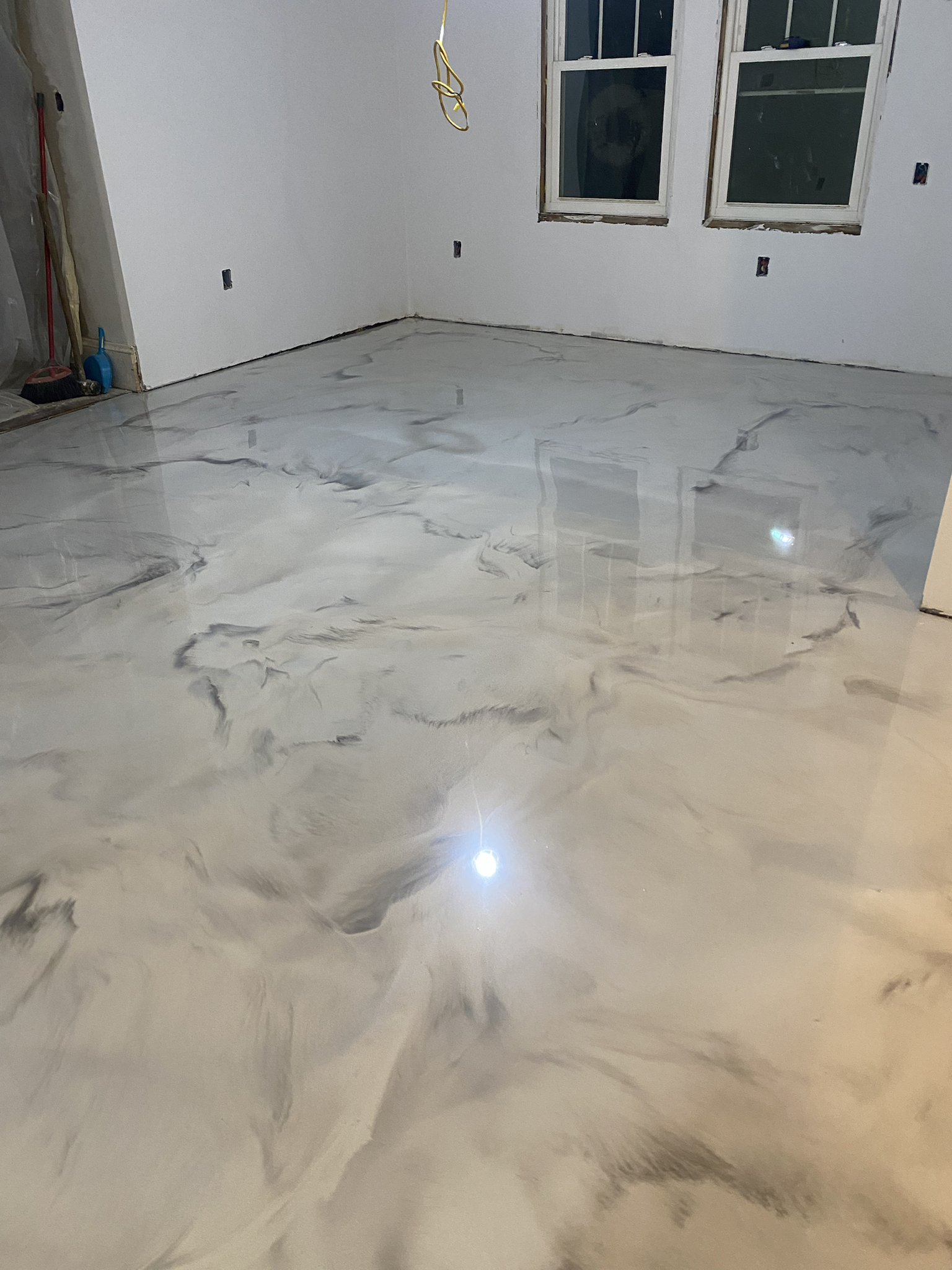 Kitchen — finished floor